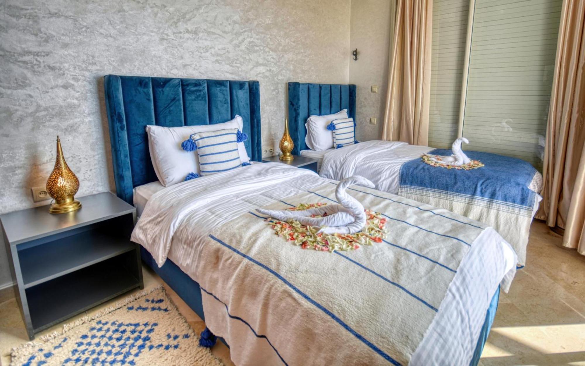 Blue Wave Lodge Agadir n'Ait Sa Zimmer foto