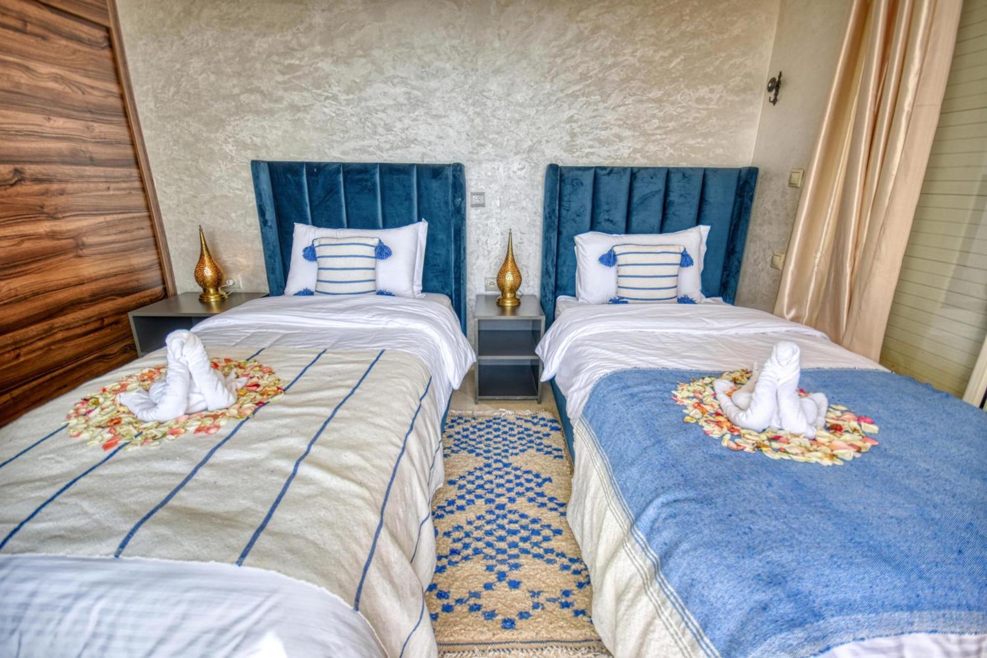 Blue Wave Lodge Agadir n'Ait Sa Zimmer foto